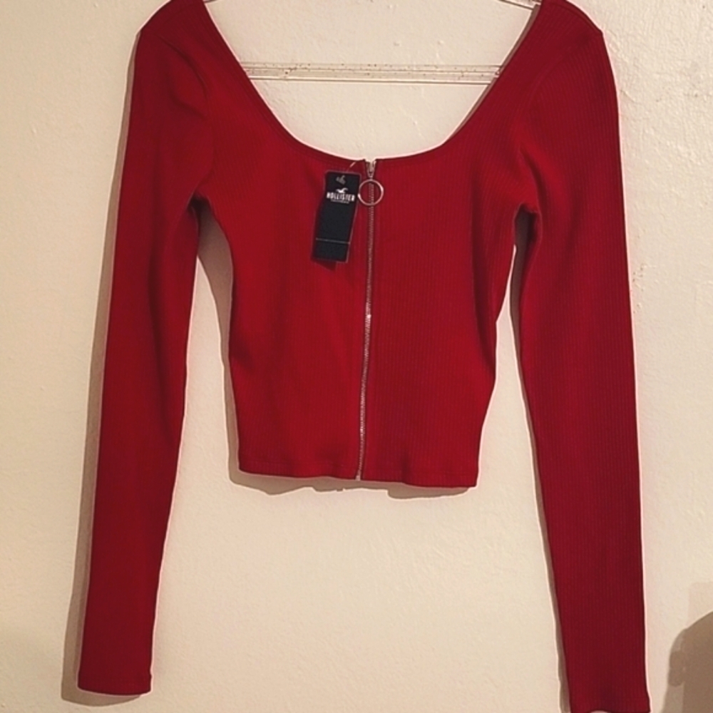 New With Tags Hollister crop top size M